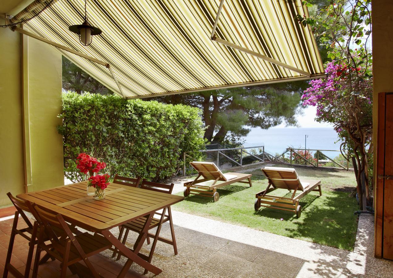 Pinus Village Sea Front Apartment พูลา ภายนอก รูปภาพ